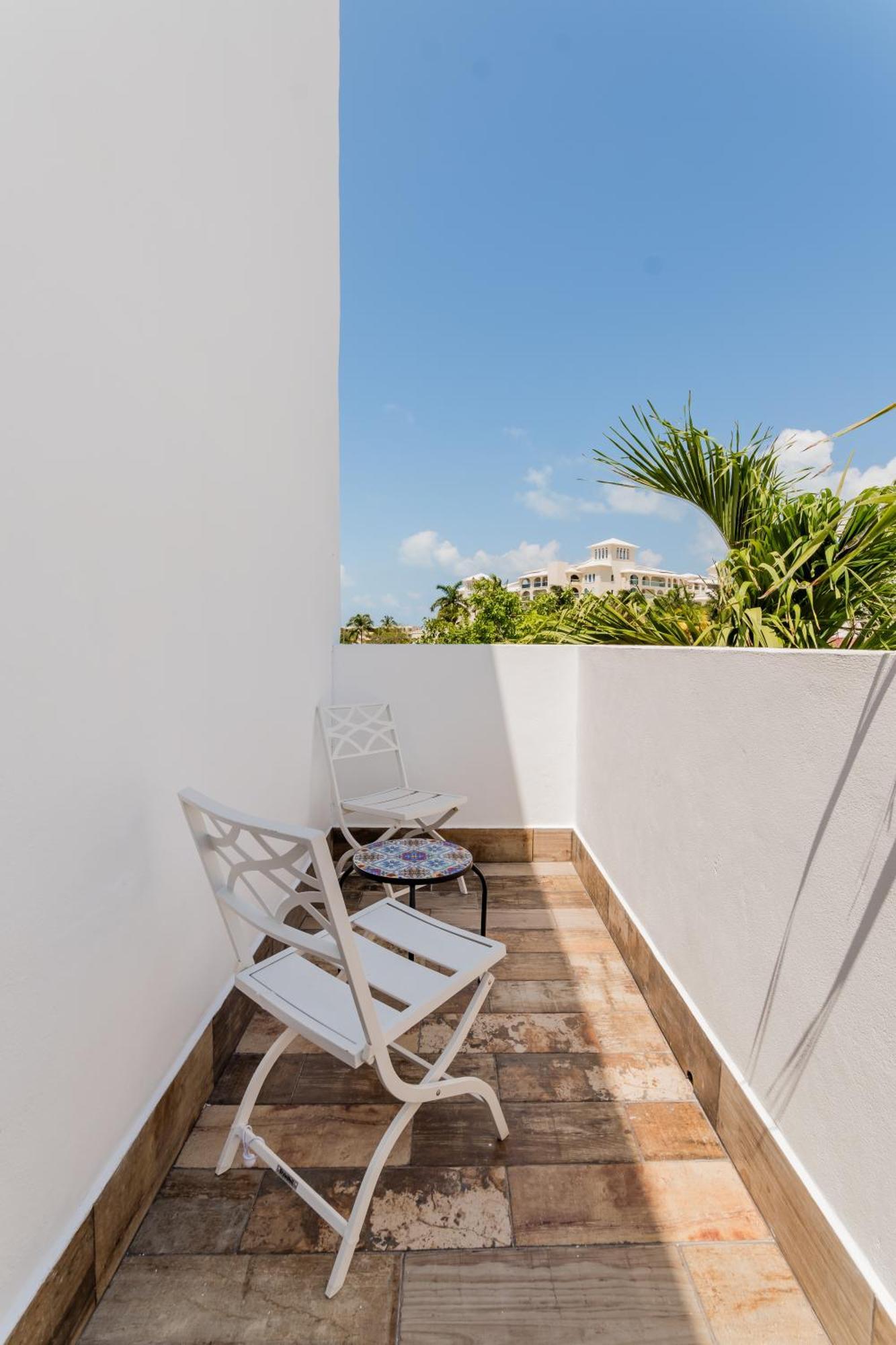 *Casa Aluxes- Guesthouse* Канкун Экстерьер фото